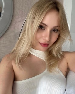Фото проститутки Оля №1 в городе Ирбит